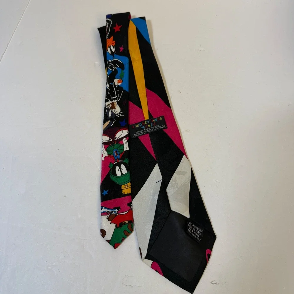 Vintage 1993 Looney Tunes Mania Character Print Necktie Bugs Bunny Taz 90s Tie